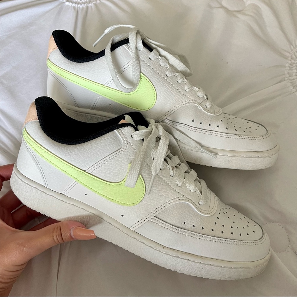 NIKE Court Vision Leather Sneakers BRAND NEW!!